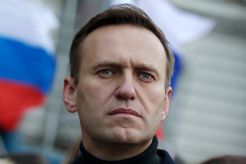 Шоронд хоригдож байсан Навальный сураггүй болжээ